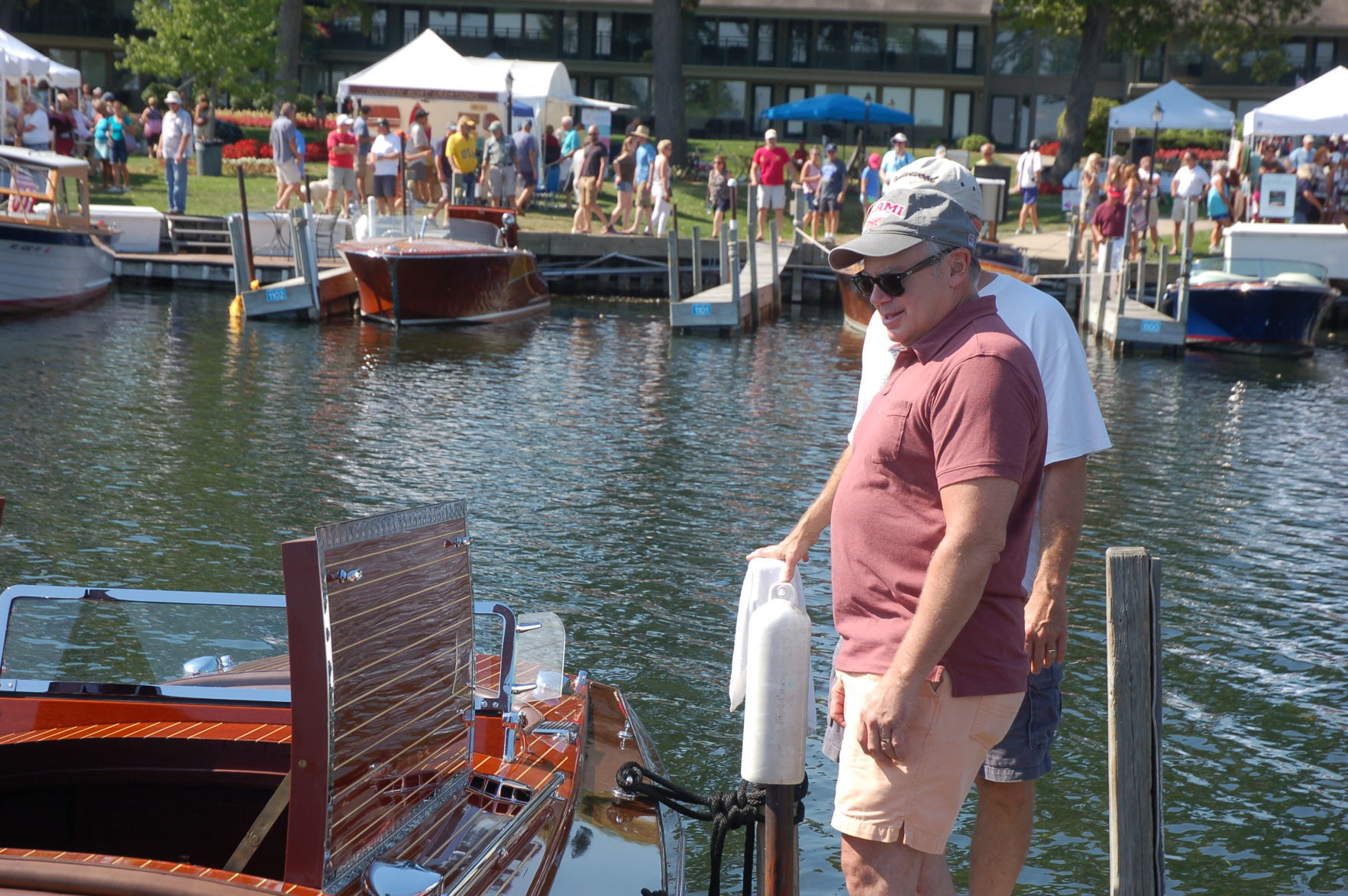 Antique boat show